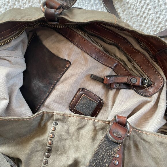 Military green Campomaggi canvas tote with rivets, zipper, and leather bottom - Picture 6 of 6